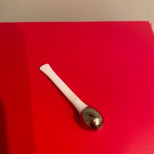 NWOT La Mer eye cream applicator/massager